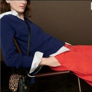 J.Crew V neck Sweater in Navy Blue